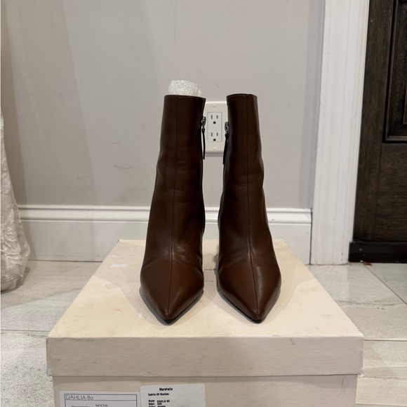 “Black suede studio” leather, Dahlia booties - Picture 4 of 6